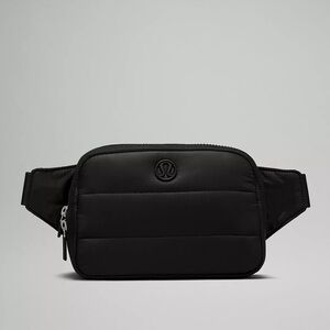 Lululemon 2L Black Quilted Puffer Belt Bag